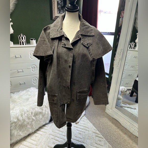 Gorgeous Vintage Duster Denim Jacket, size Medium. - Picture 6 of 7